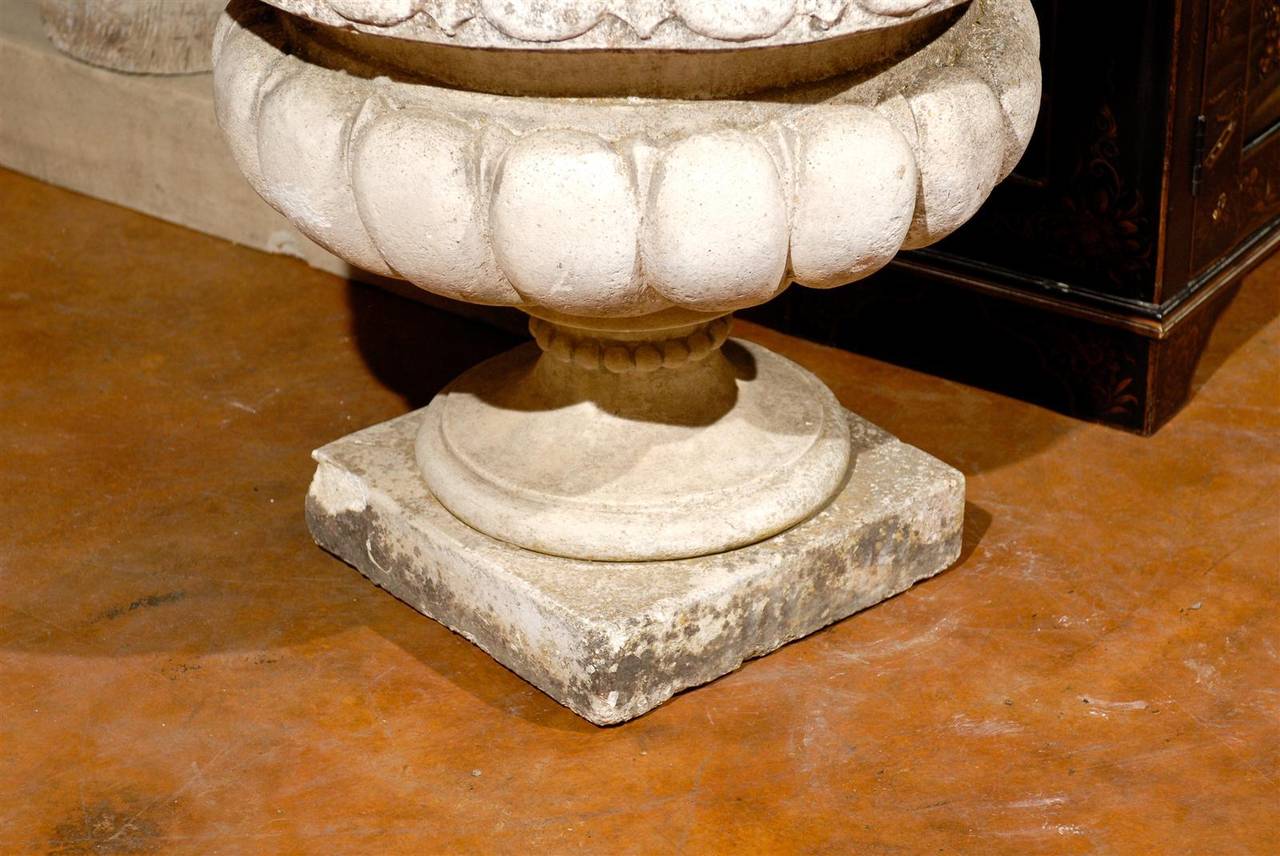 Pair of Large Stone Urns In Good Condition In Atlanta, GA