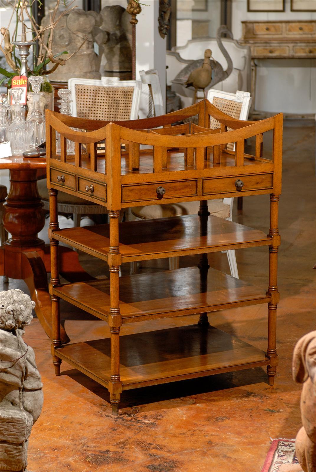 Italian 19th Century Walnut Tiered Étagère with Pierced Gallery and Shelves 6