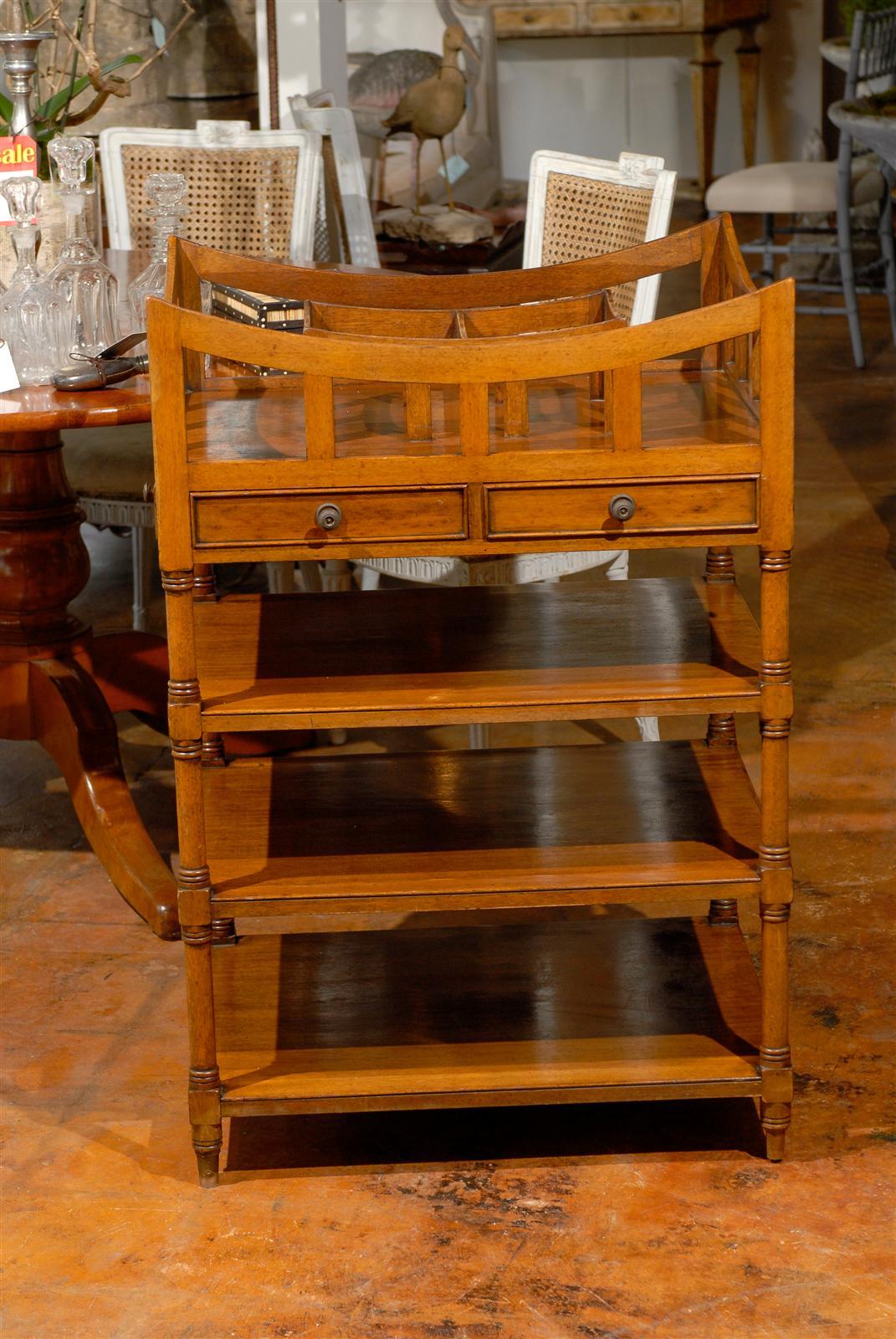 Italian 19th Century Walnut Tiered Étagère with Pierced Gallery and Shelves 4