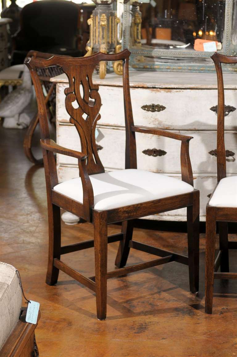 20th Century Set of Eight English Chippendale Style Oak Dining Room Chairs with Pierced Splat