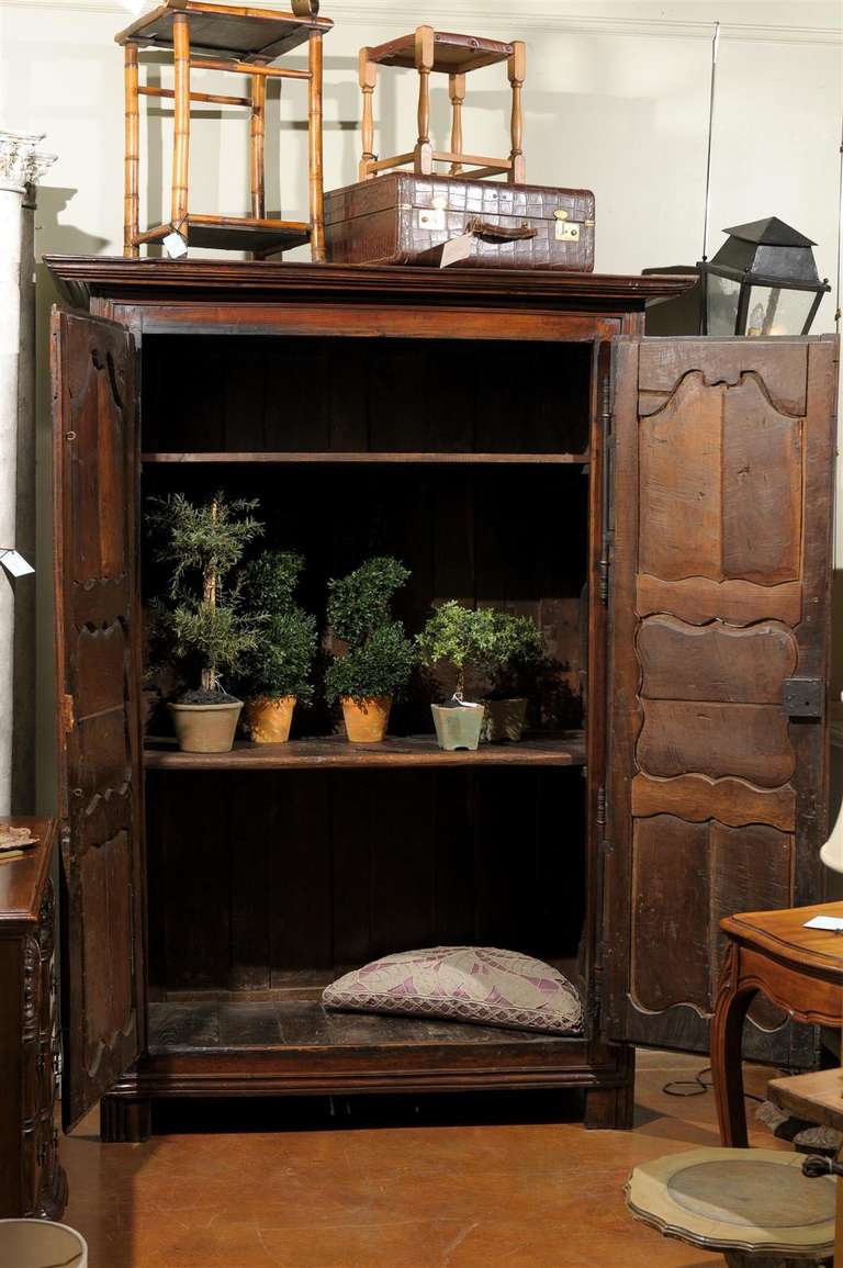 Early 19th Century French Oak Armoire 4