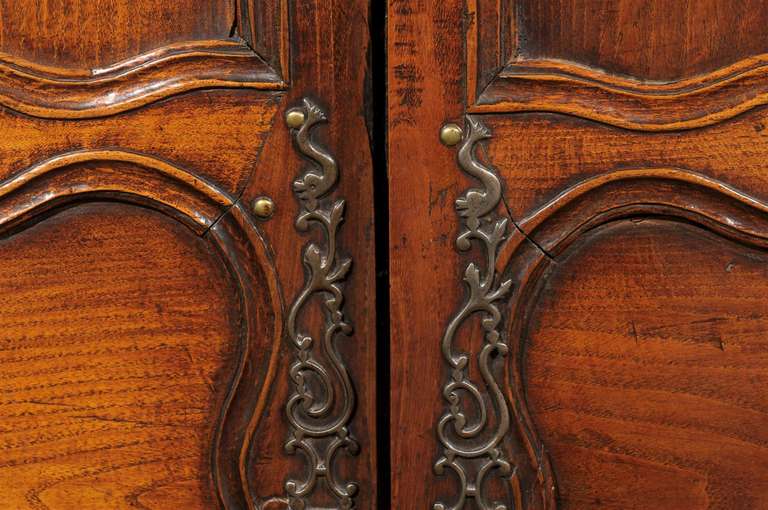 Early 19th Century French Oak Armoire 5