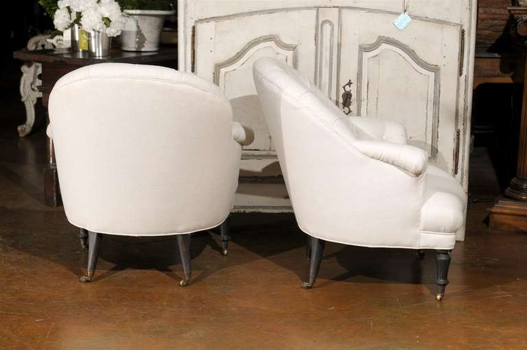 Pair of Tufted Chairs 1