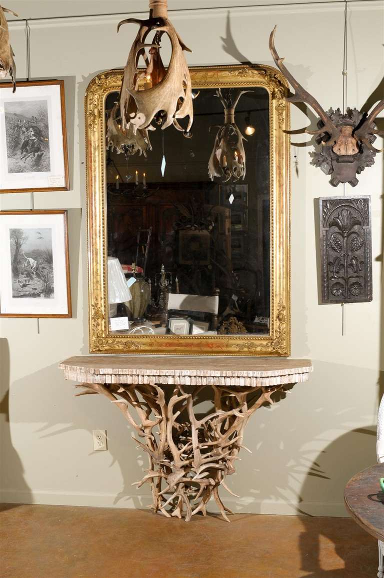 Pair of Antler Console Tables In Excellent Condition For Sale In Atlanta, GA