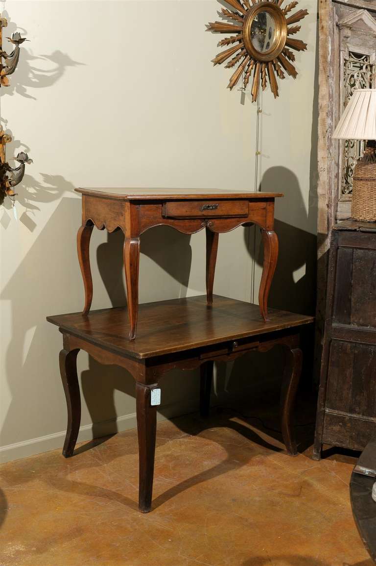 19th Century French Walnut Table In Excellent Condition For Sale In Atlanta, GA