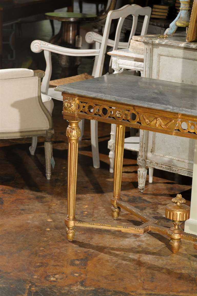Early 19th Century Carved Giltwood and Gesso Side Table 1