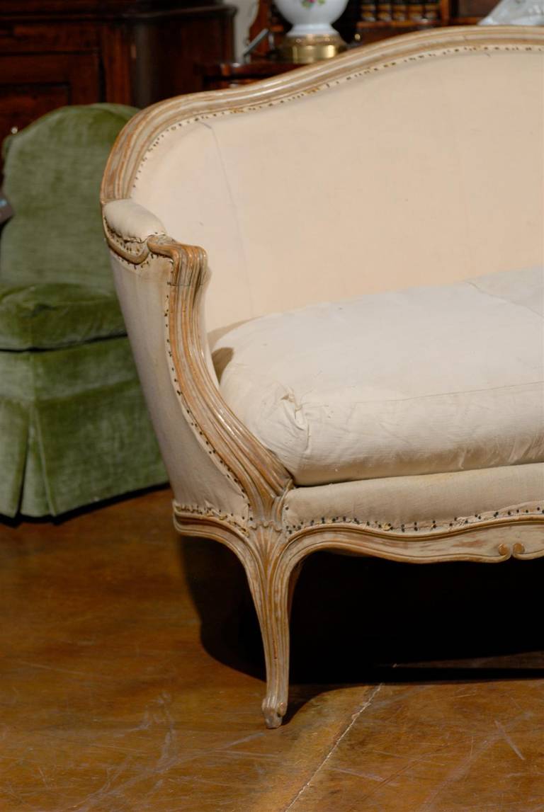 Early 19th Century Louis XV Style Giltwood Upholstered Settee 2