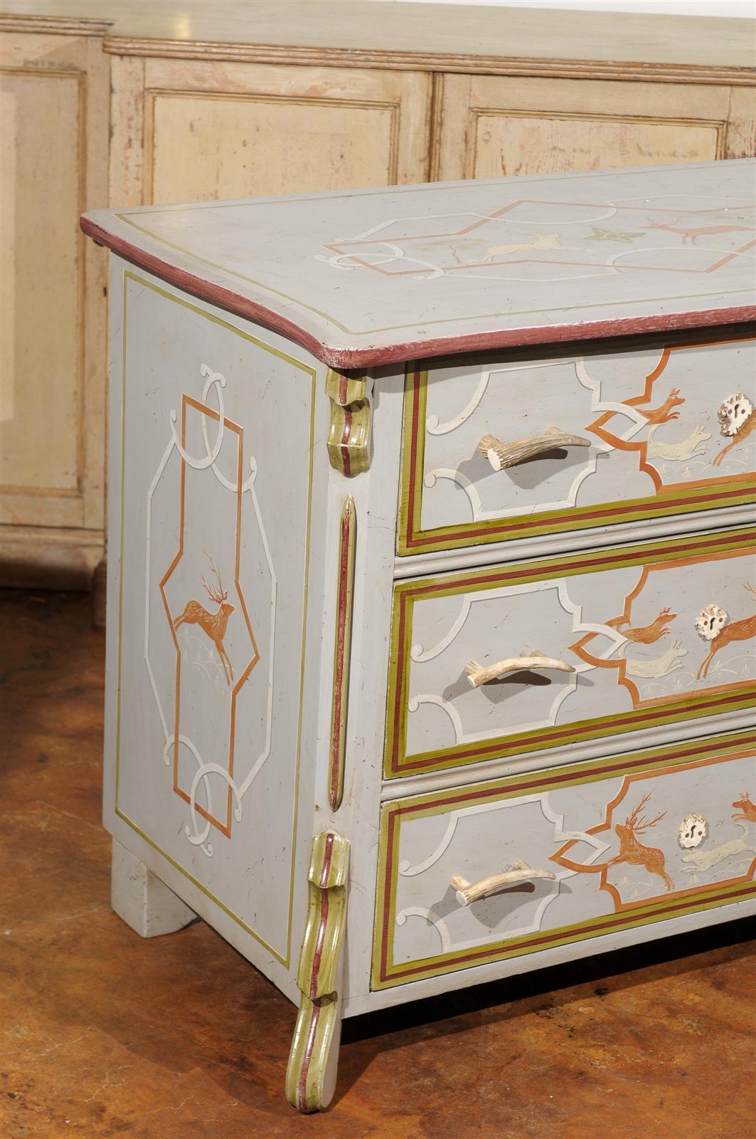 English 1900s Stags and Dogs Painted Three-Drawer Commode with Antlers Handles 1
