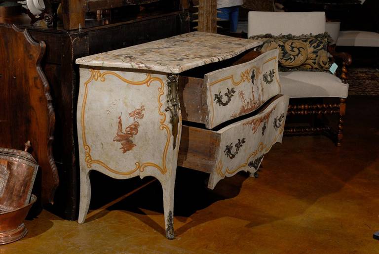 Louis XV Style Paint Decorated Chinoiserie Bombe Chest In Excellent Condition In Atlanta, GA