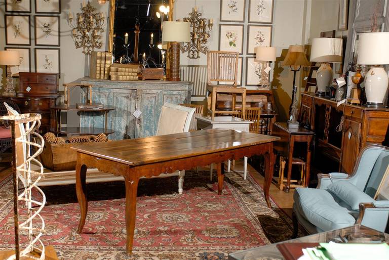 french cabriole leg dining table