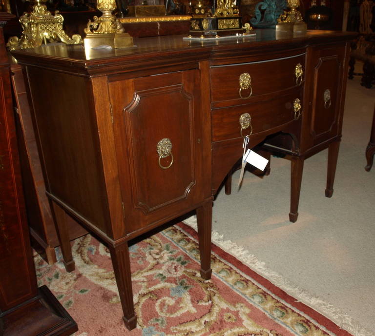 Antique English sideboard In Good Condition In Atlanta, GA