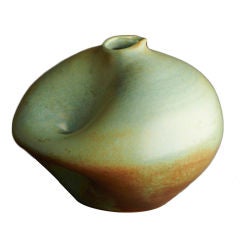 Suzanne Ramie Amorphic Vase