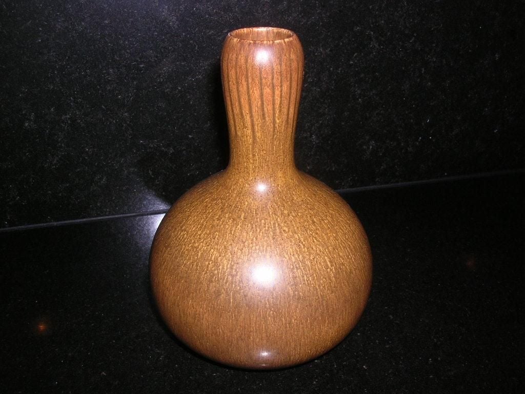 Saxbo Rounded Brown Vase