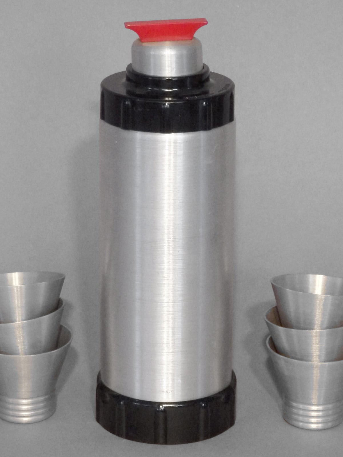 aluminum cocktail shaker