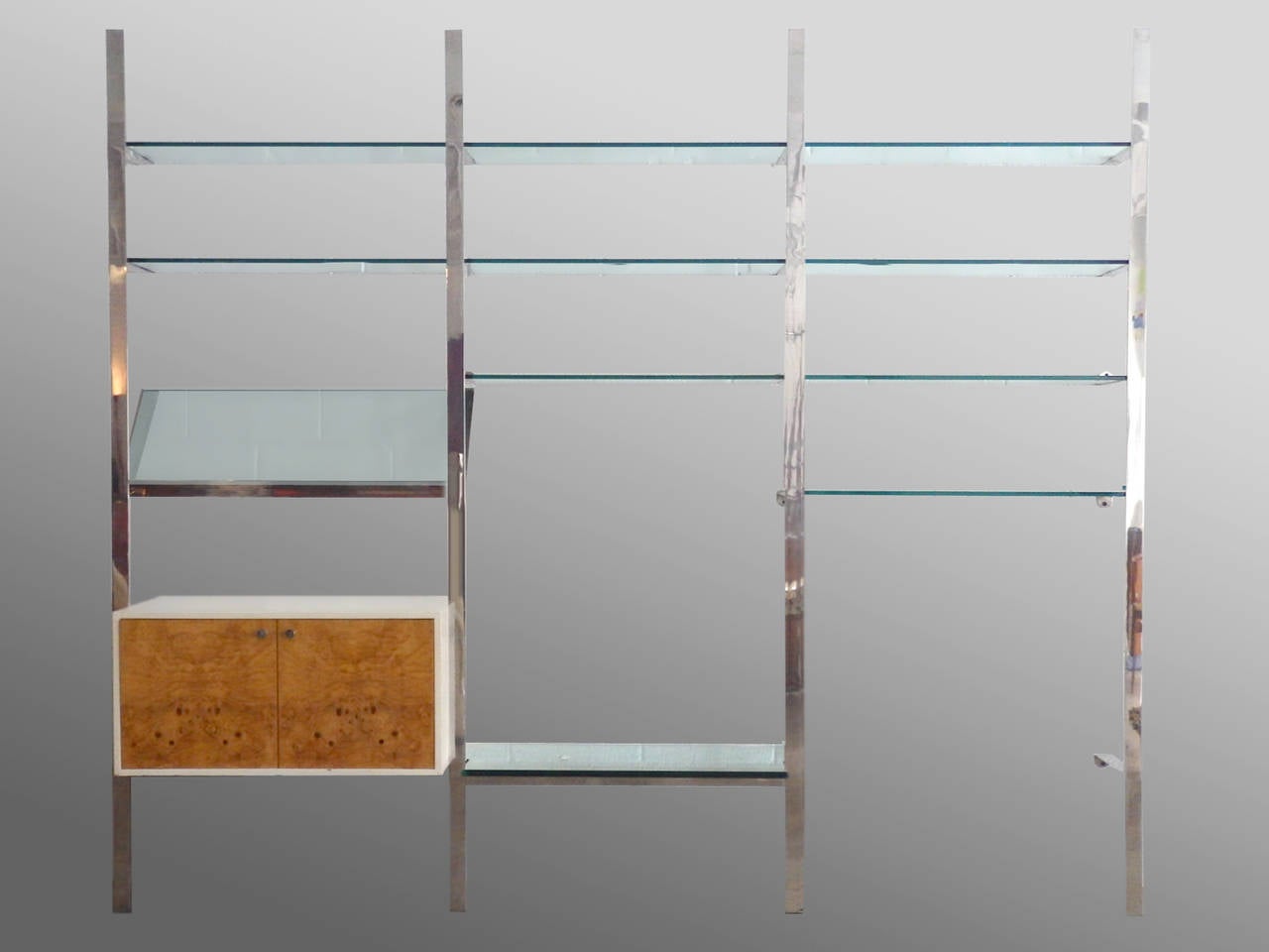 Mid-Century moderno Pensile Pace in acciaio inox con armadi in Wood Wood laccati in vendita