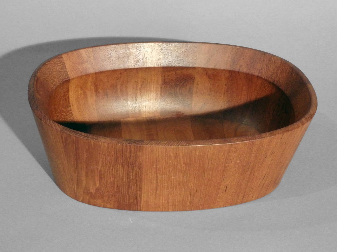 Seltene Dansk Oval Teak Schale von Jens Quistgaard (Dänisch) im Angebot