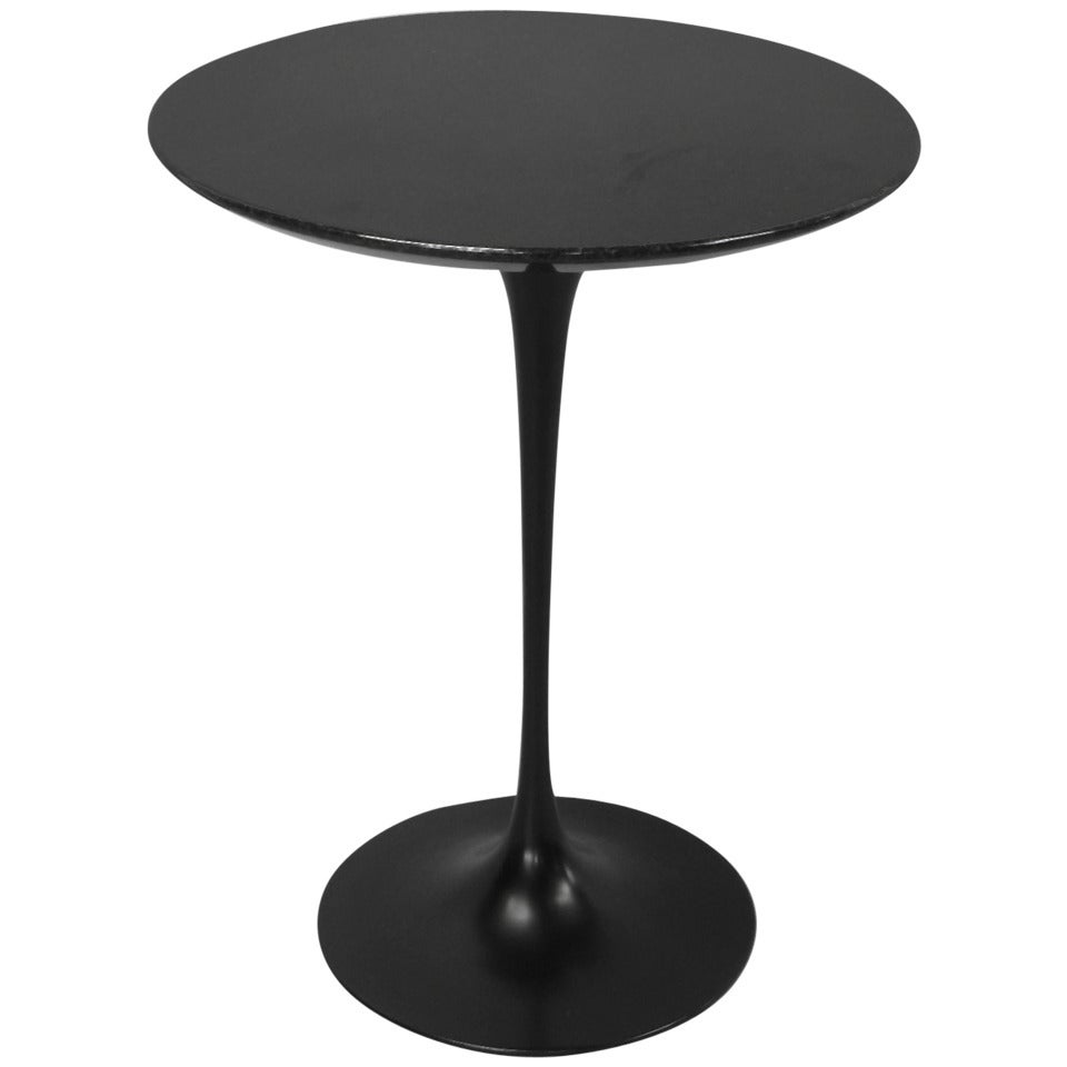 Eero Saarinen Tulip Table for Knoll