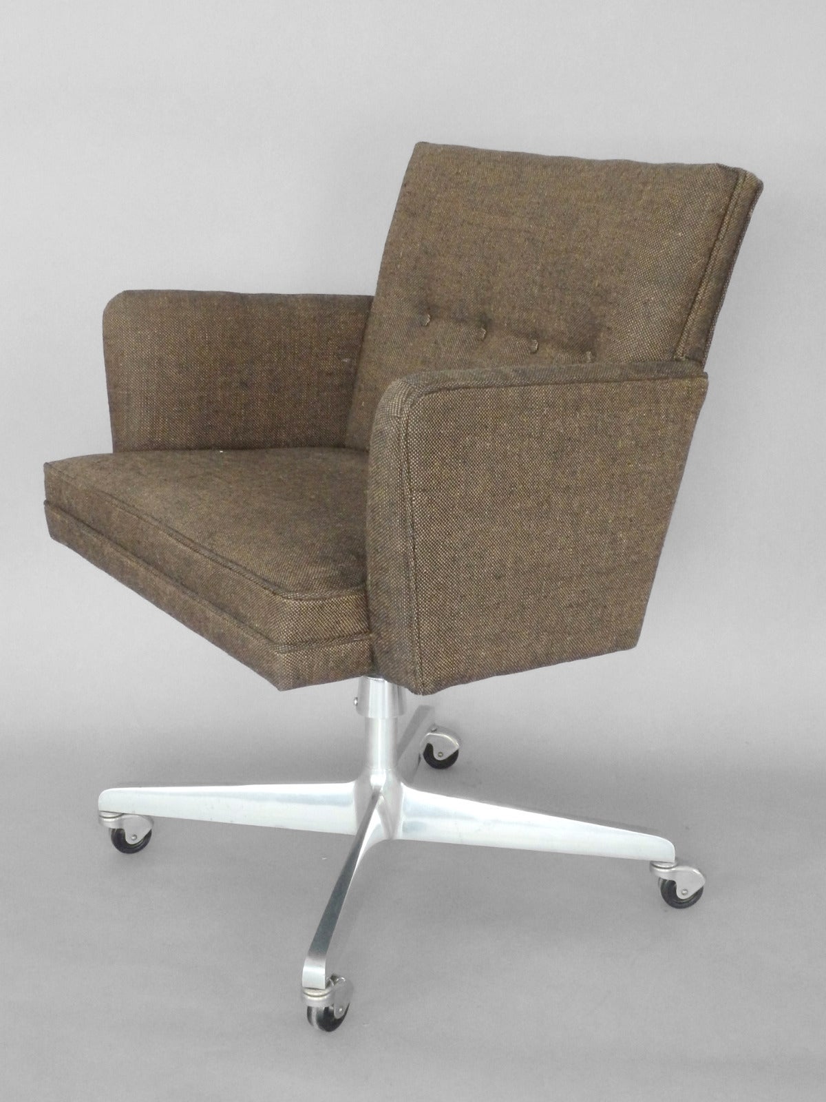 Mid-Century Modern Vincent Cafiero for Knoll swivel tilt office or desk chair