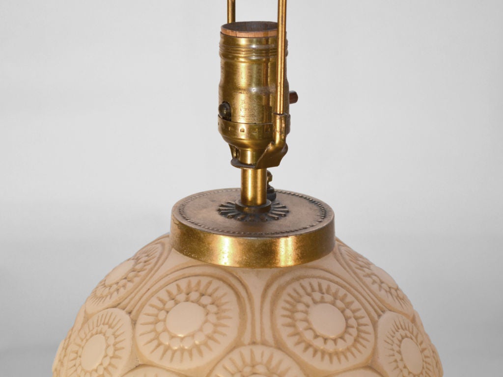 Mid-20th Century Art Deco Phoenix Glass American Art Deco Lamp