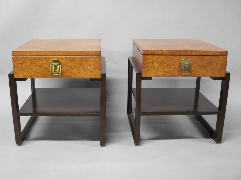 Lacquered Pair of Burl and Mahogany Nightstands or Side Tables Renzo Rutili