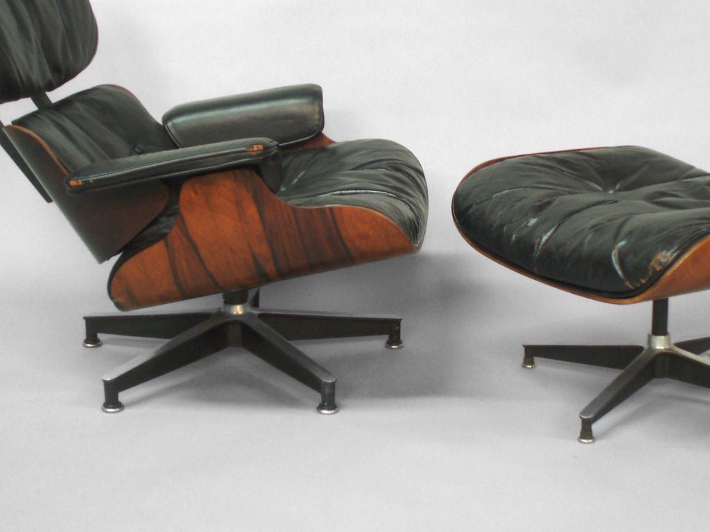 Mid-20th Century First Year Production Eames Lounge with Swivel Base Ottoman