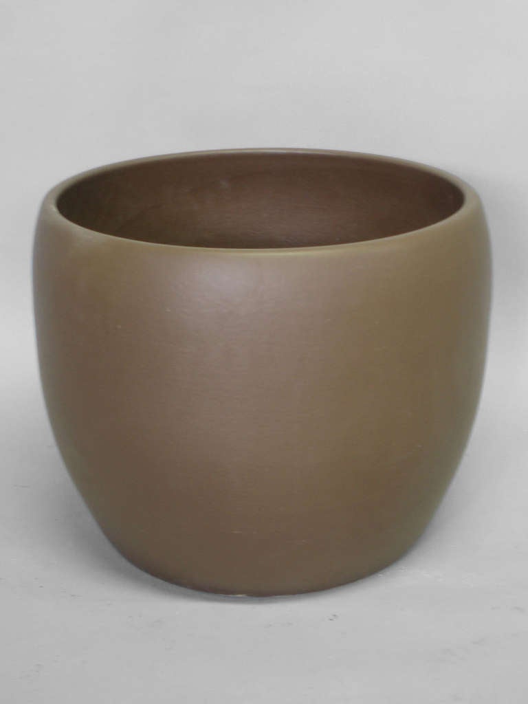 Hand-Crafted Laverne California Brown Planter Pot by Gainey Pottery