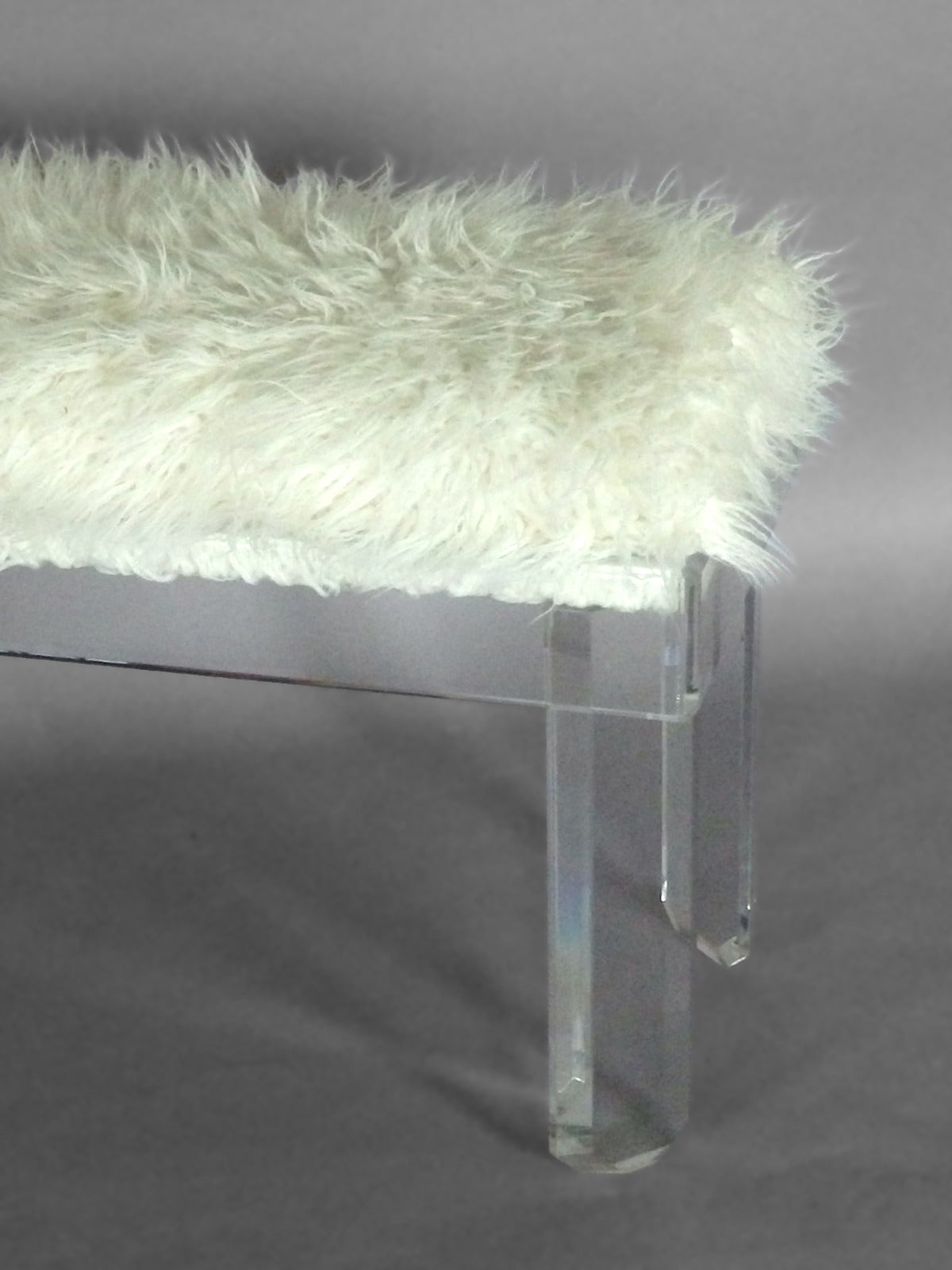 faux fur acrylic bench