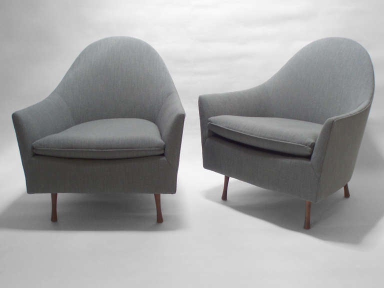 Pair of Barrel Back Lounge Chairs by Paul McCobb for Widdicomb