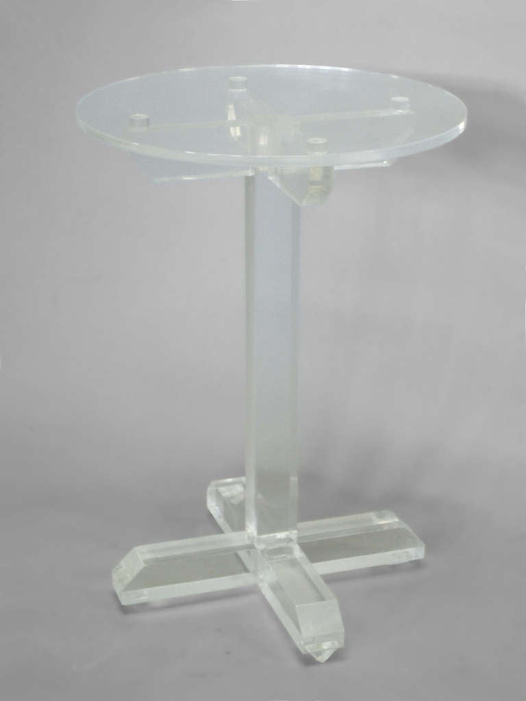 Acrylic Lucite Occasional Table in the Style of The Ritts Co. For Sale