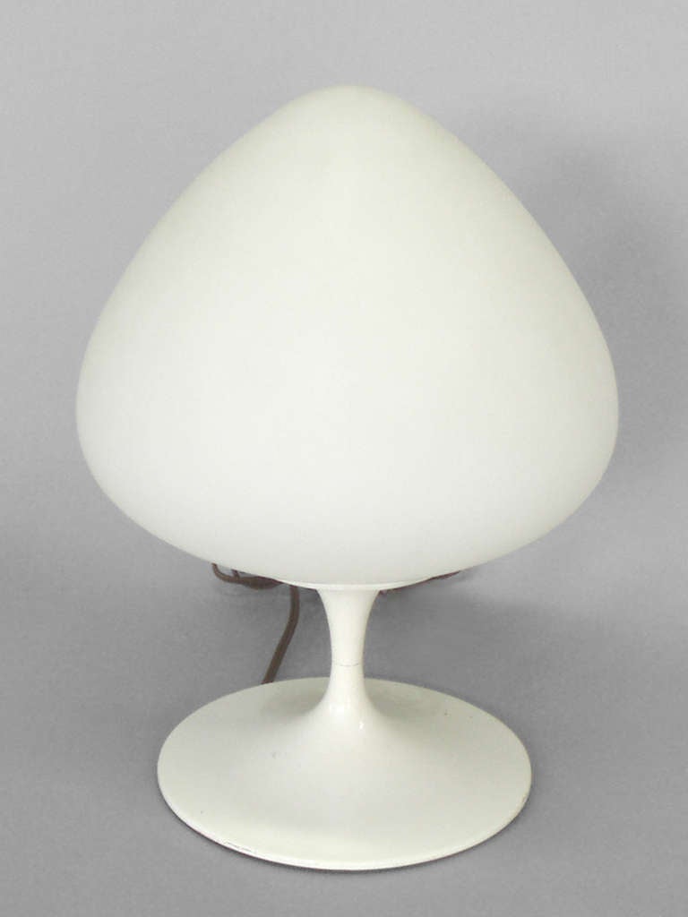 Mid-Century Modern Acorn Globe Laurel Lamp