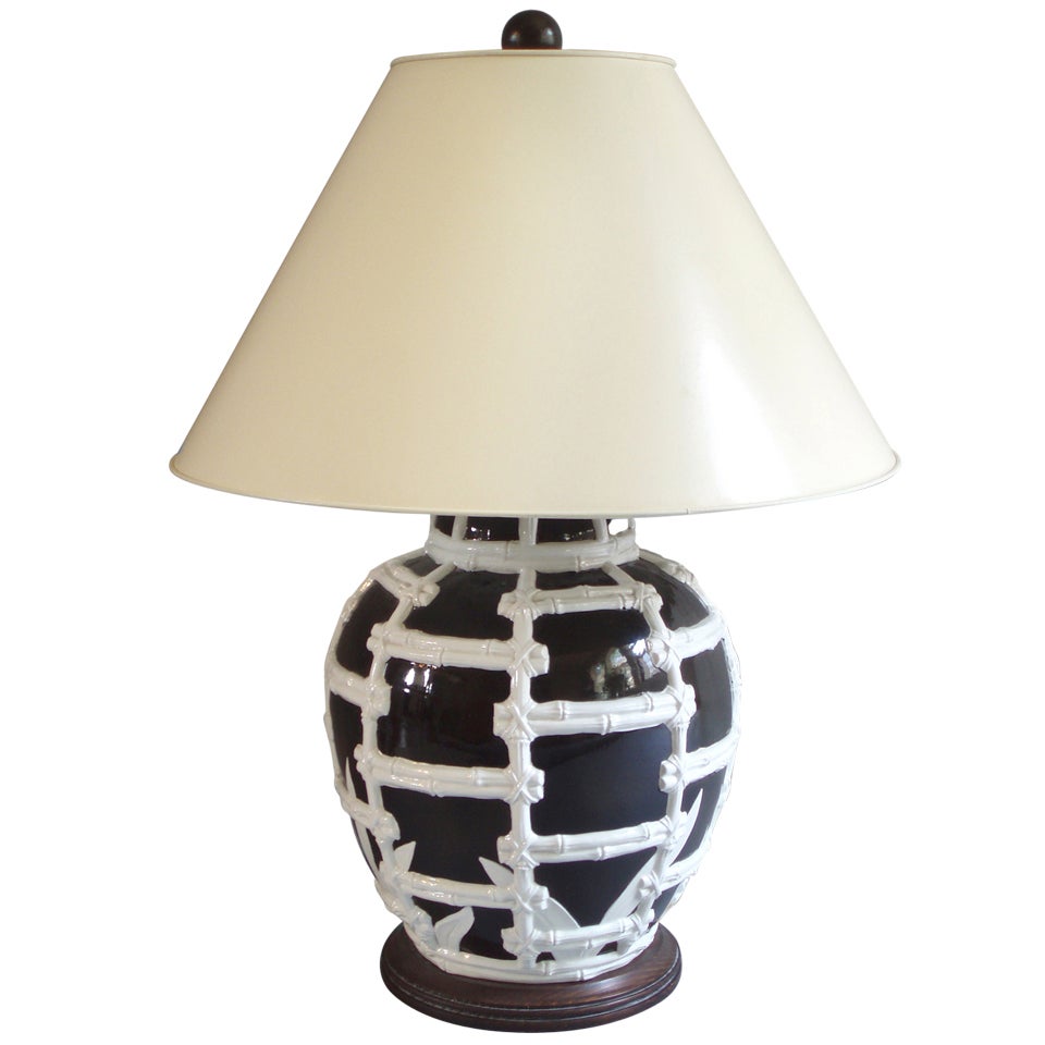 Black and white table lamp nwith faux bamboo design