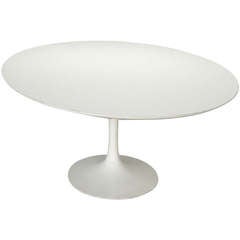 Large White Oval Dining Table by  Eero Saarinen for Knoll