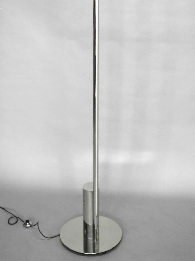 Tall Chrome Linea Line Floor Lamp by Nanda Vigo for Arredoluce In Excellent Condition In Ferndale, MI