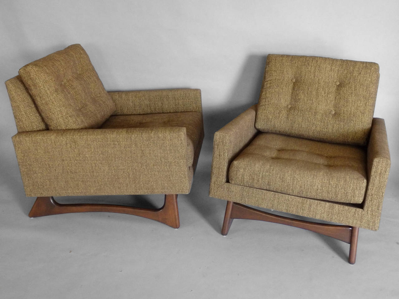 Pair of Adrian Pearsall Lounge Chairs In Excellent Condition In Ferndale, MI