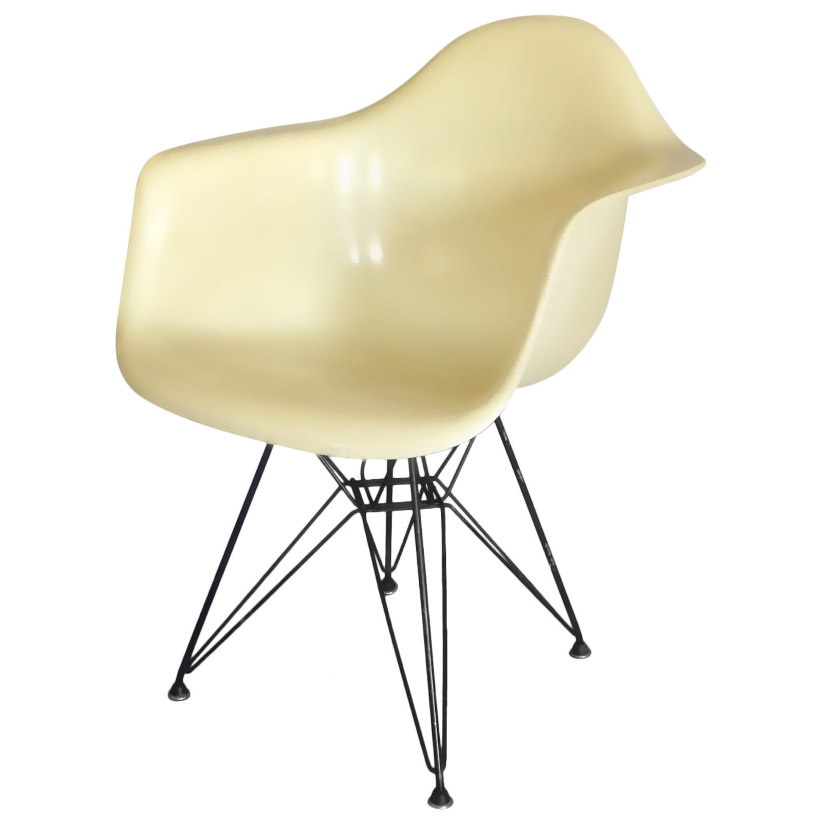 Early Large Biscuit Eames Zenith Ivory DAR Fiberglass Chair on Eiffel Tower Base