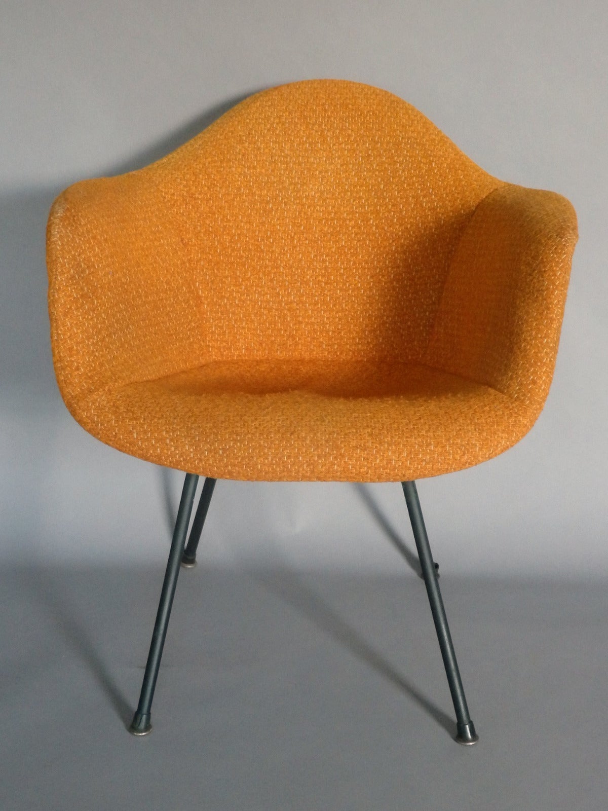 Transitional upholstered chair Charles and Ray Eames for Herman Miller.