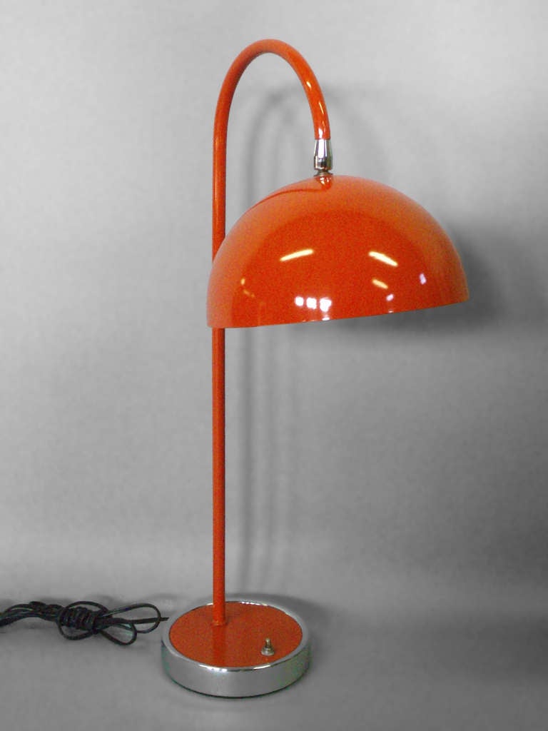 Orange Flowerpot Adjustable Desk Lamp by Verner Panton for Louis Poulsen.
Dome: 8.75