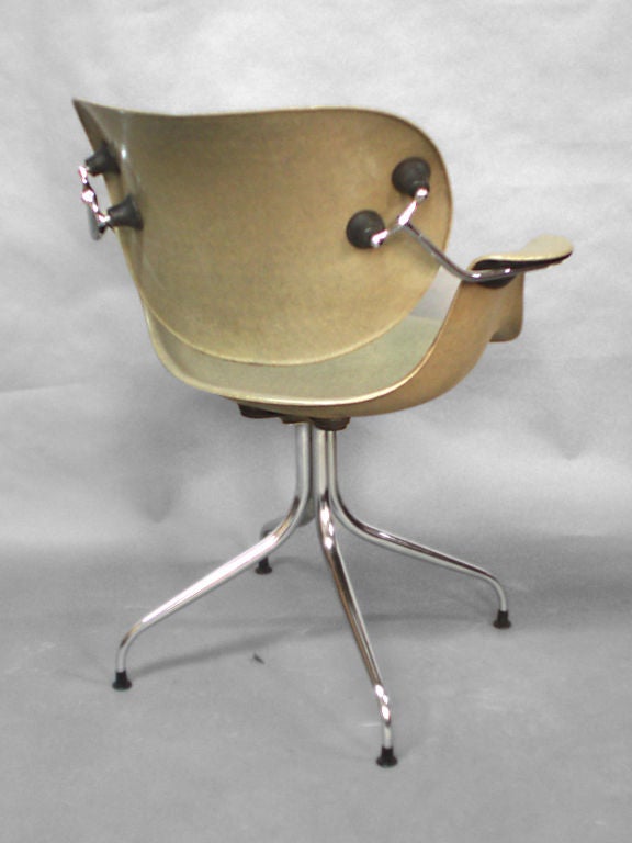 Chrome, Steel and Fiberglass Swag Leg Chair by Nelson at 1stdibs