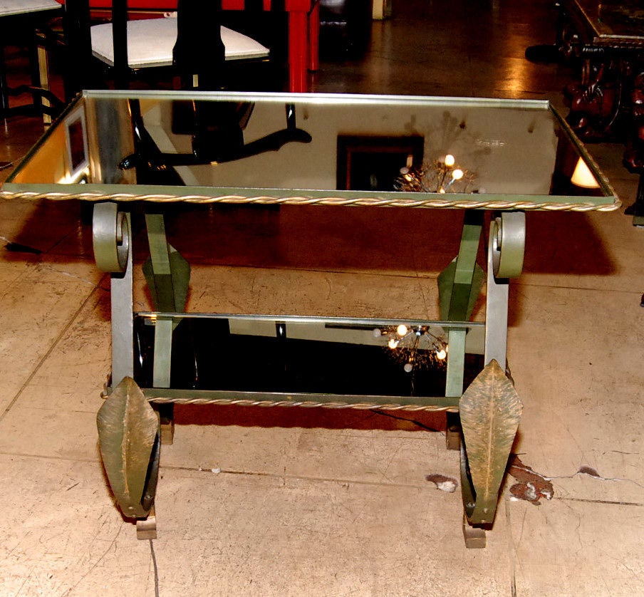 1940s French Wrought Iron Side Table In Good Condition For Sale In Cathedral City, CA