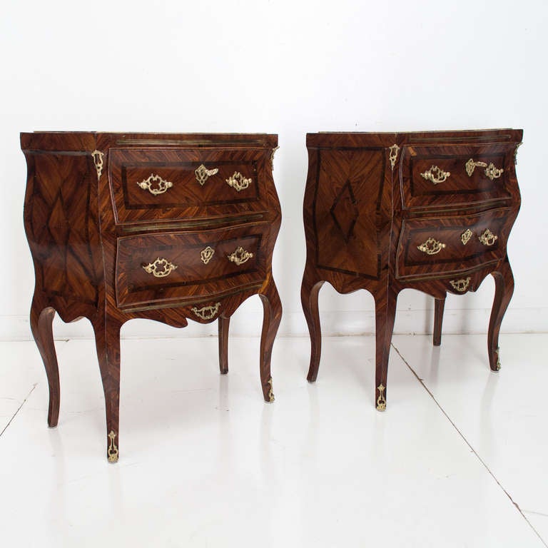 Pair of 18th Century Italian of Side Tables or Commodes.