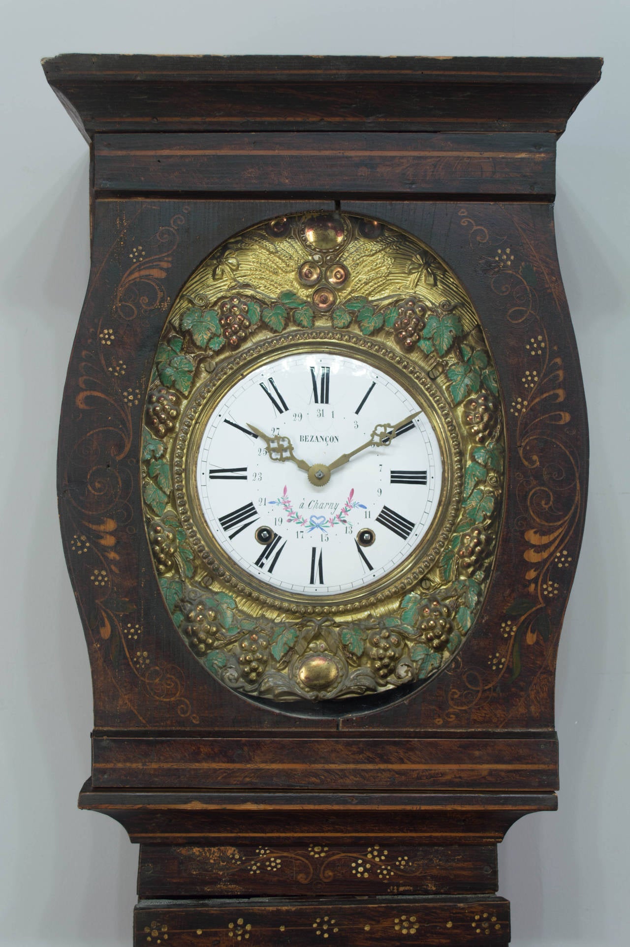 Horloge de campagne française du 19ème siècle en comtoise ou grand-père Excellent état à Winter Park, FL