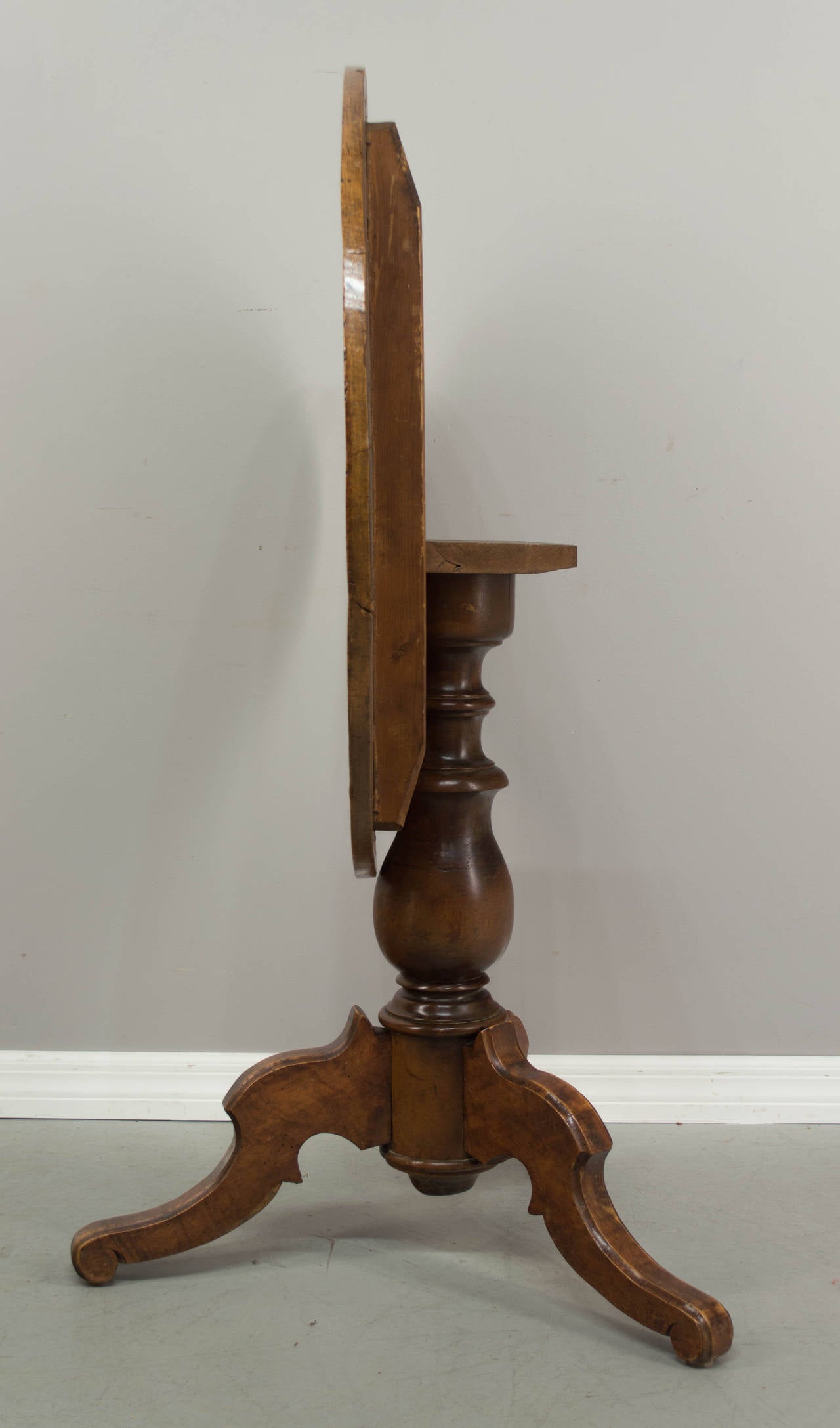 19th Century Tilt-Top Game Table 1