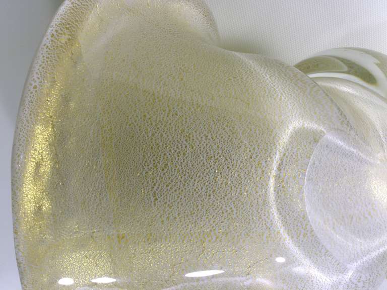 20th Century Large Murano Conch Shell Centerpiece Bowl by Alfredo Barbini