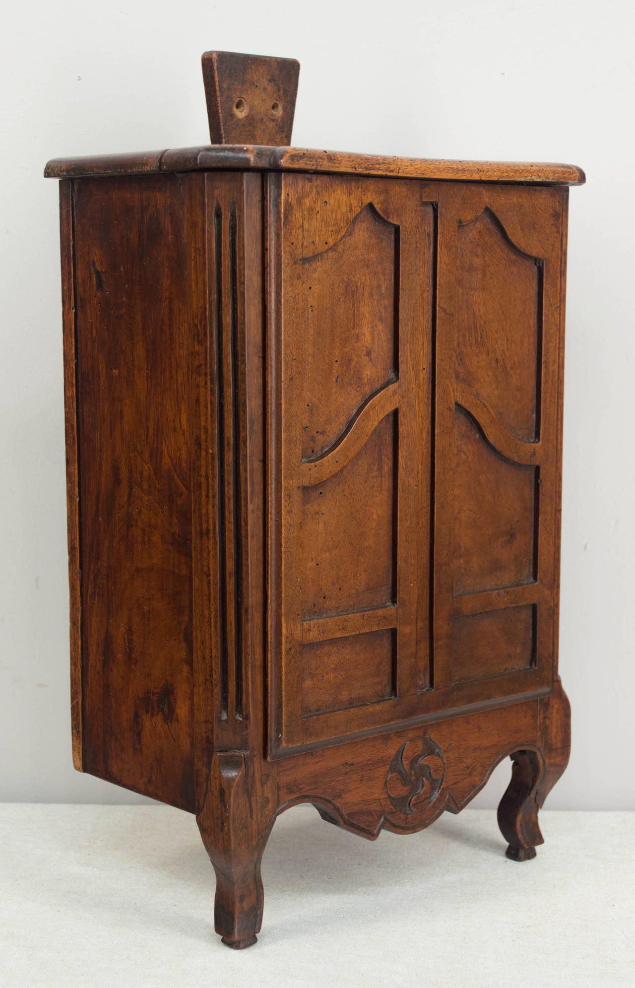 Hand-Carved 19th Century French Armoire Fariniere  For Sale