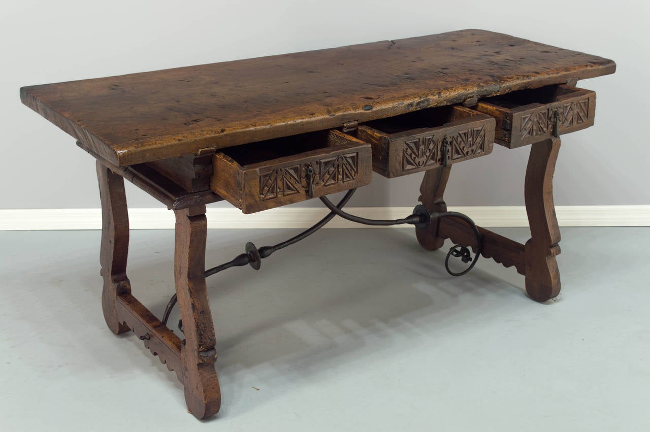 18th Century Spanish Baroque Table Desk 3