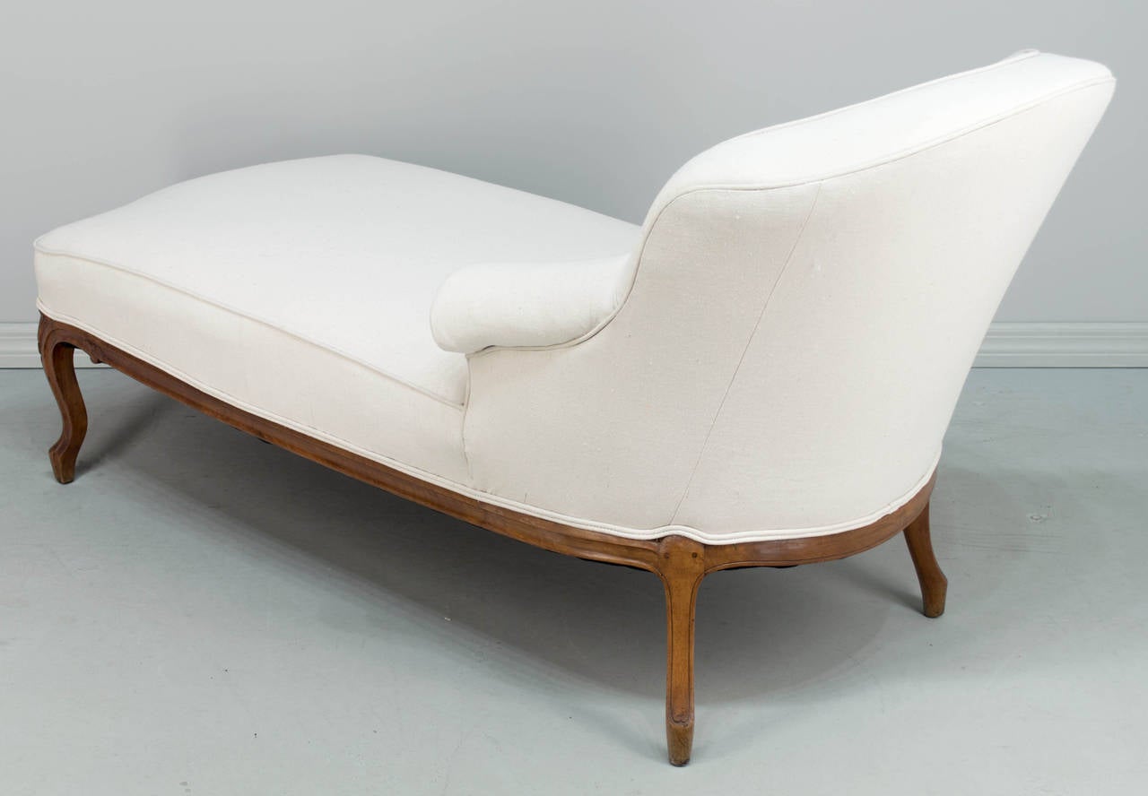 French Louis XV Style Recamier or Chaise
