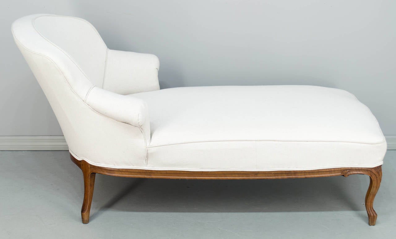 Louis XV Style Recamier or Chaise In Excellent Condition In Winter Park, FL