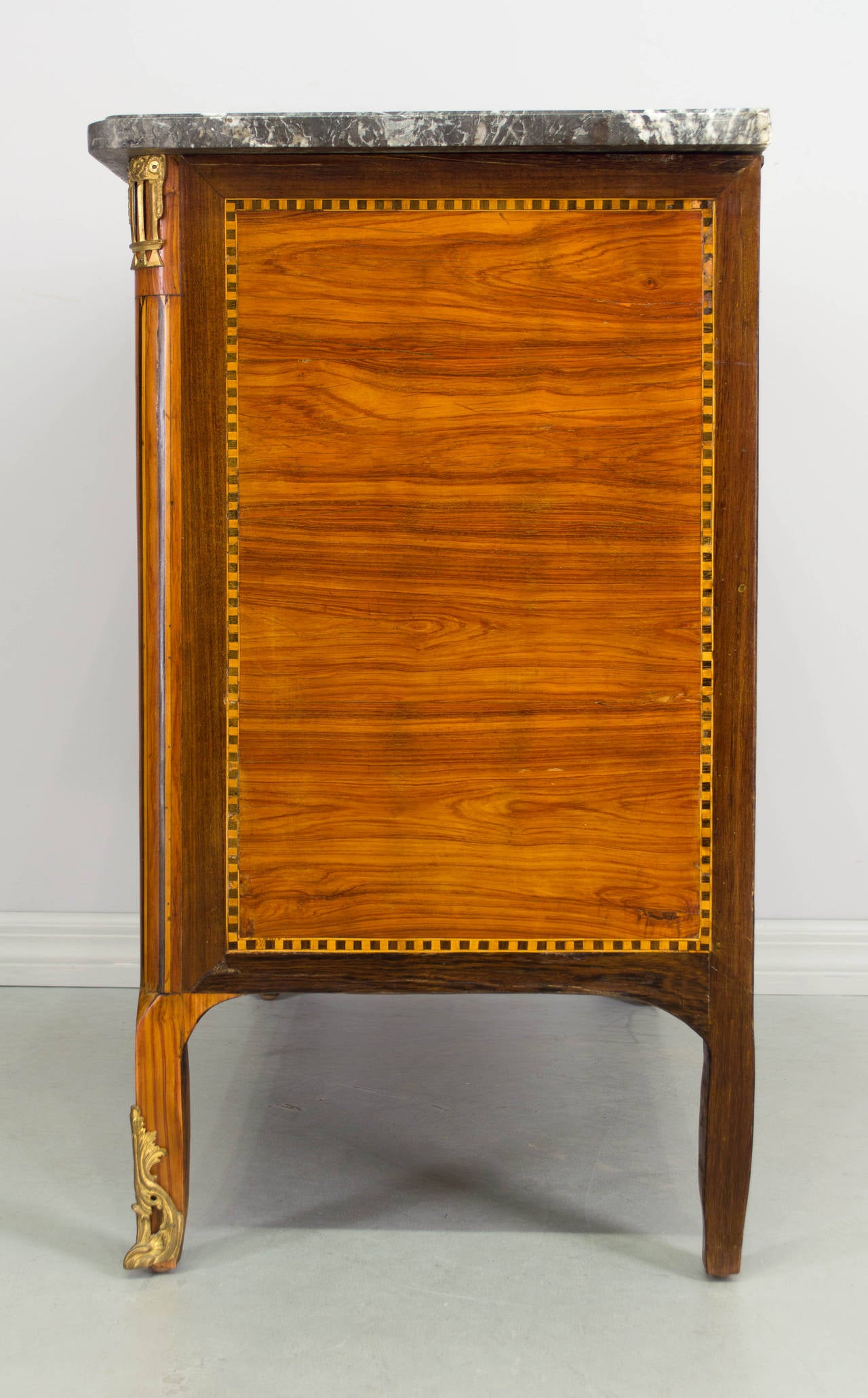 18th Century Louis XVI Marquetry Commode In Excellent Condition In Winter Park, FL