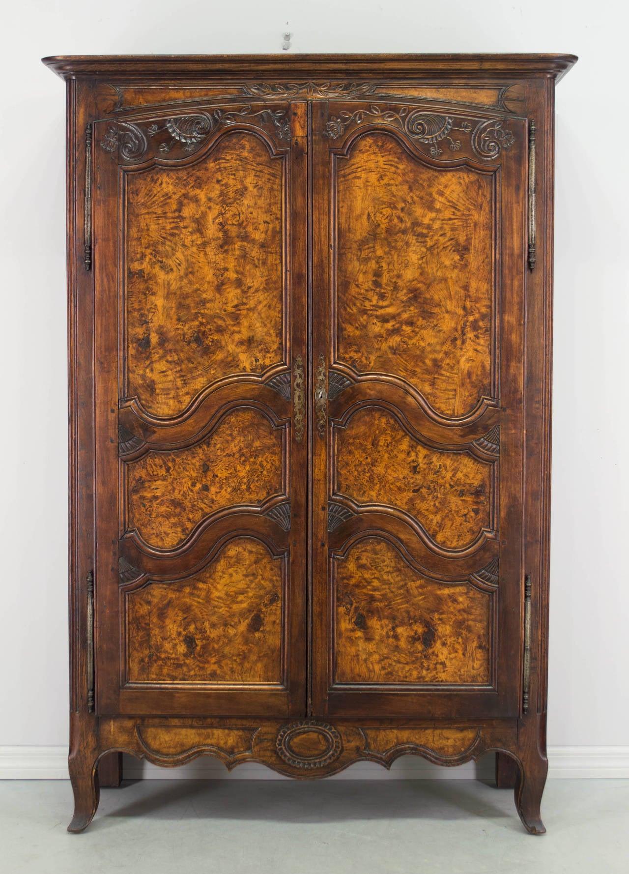 18th Century French Louis XV Child Armoire In Good Condition In Winter Park, FL