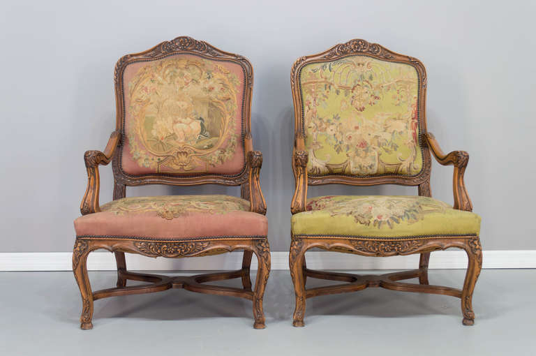 Hand-Carved Pair of 19th c. French Louis XV Style Fauteuils Armchairs